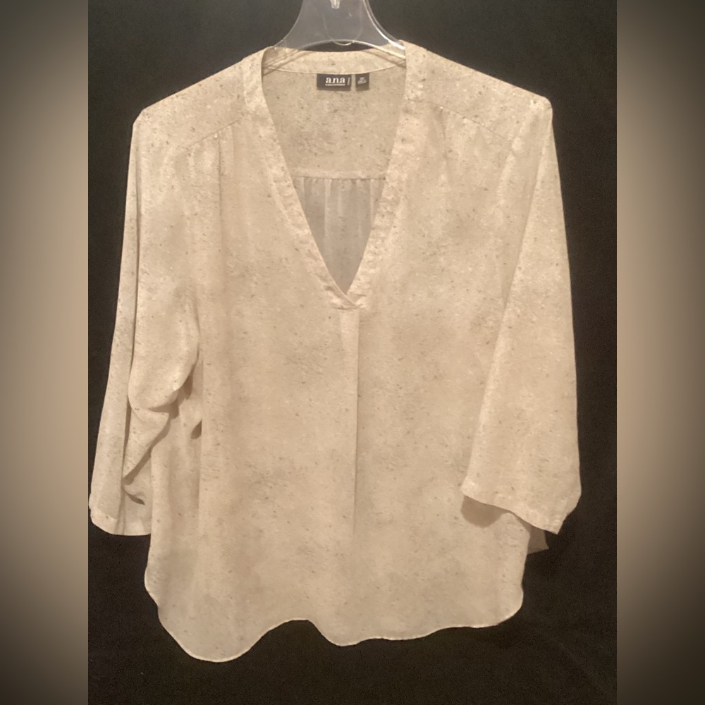 a.n.a Cream V-Neck Dot-Texture Blouse